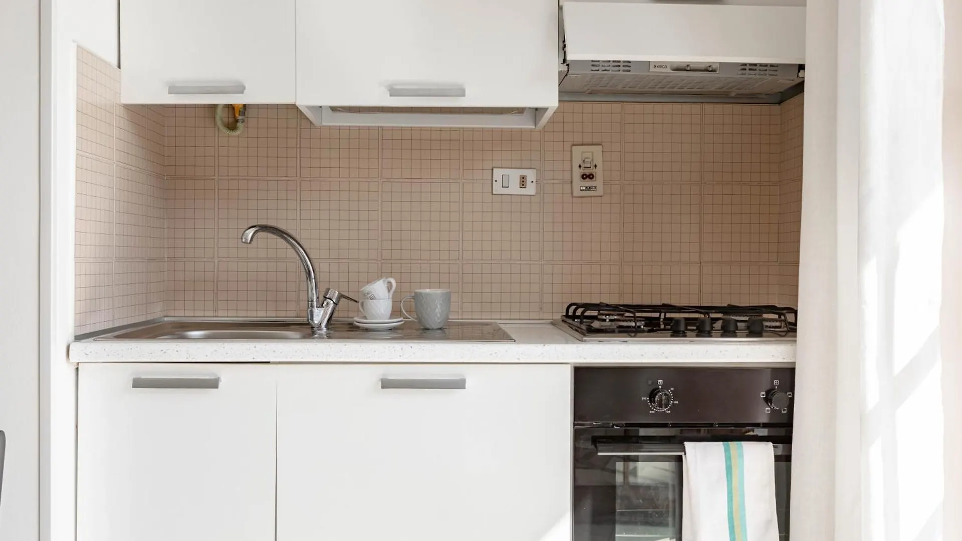 H11 Casa Tecla Centro-Mare Apartment Sanremo Italy